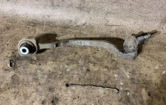 Mercedes-Benz CLS C218 X218 Front lower control arm/wishbone 21804