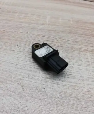Toyota Yaris Airbag deployment crash/impact sensor 898310H010