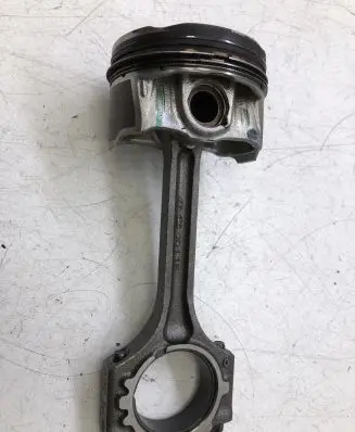 Hyundai i10 Piston with connecting rod 3755