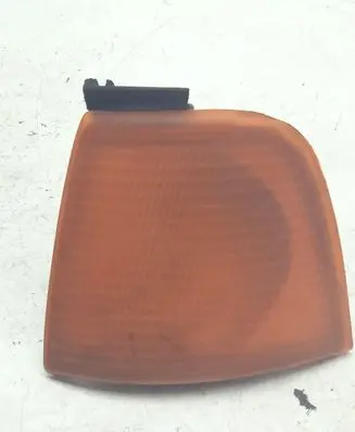 Audi 80 90 S2 B4 Front indicator light 074477505R0