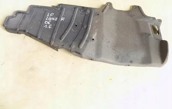 Mitsubishi Lancer Engine splash shield/under tray