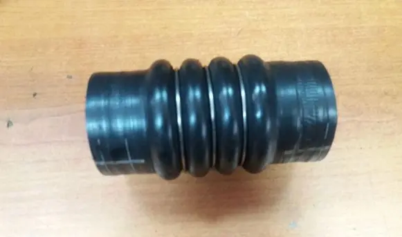 Air intake hose/pipe