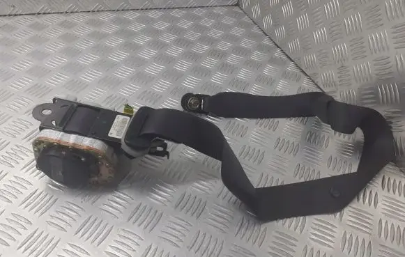 Honda Civic Front seatbelt