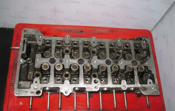 Opel Insignia A Engine head 55576915