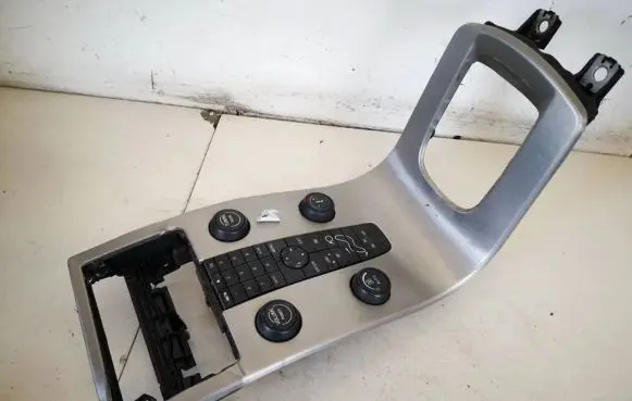Volvo V50 Screen/display/small screen 30672565