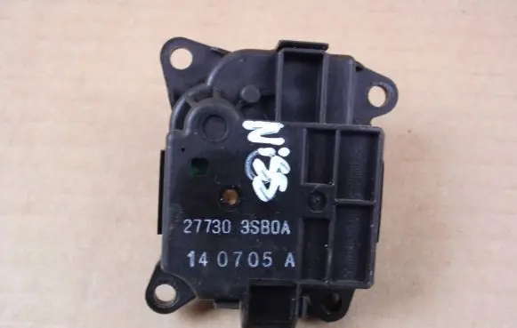 Nissan Pulsar Air flap motor/actuator 277303SB0A