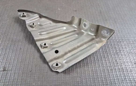 MG ZS Fender mounting bracket 11413883 2522