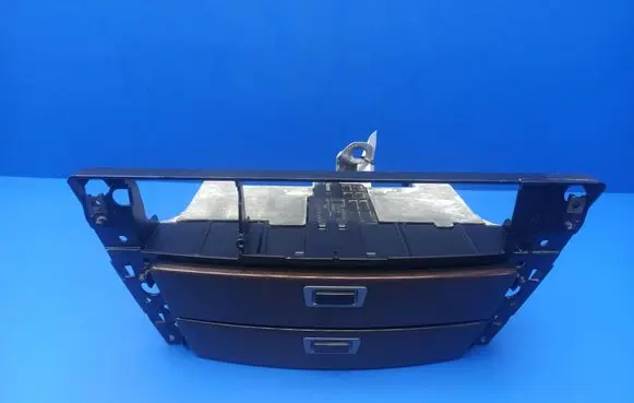 BMW 7 E65 E66 Dashboard storage box/compartment 7032886 12145100 51457032886918