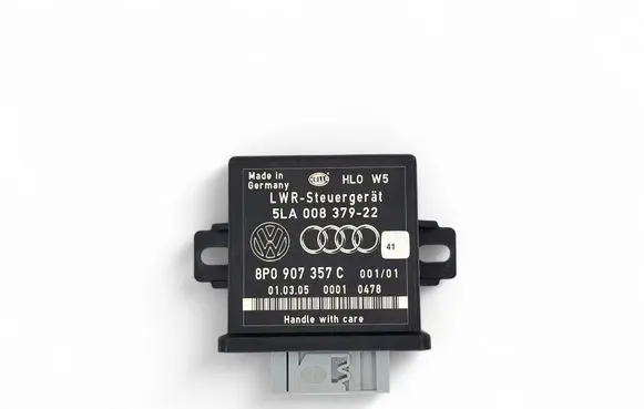 Audi A6 S6 C6 4F Light module LCM 5LA00837922 8P0907357C