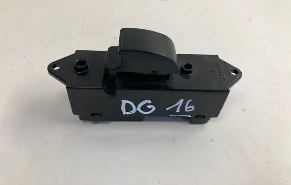 Citroen C-Crosser Electric window control switch 8608A062