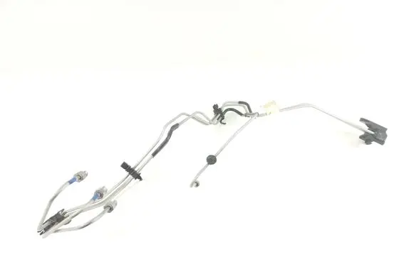 Tesla Model 3 Brake line pipe/hose 1044712-00-E
