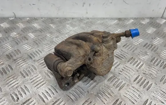 Chevrolet Captiva Rear brake caliper