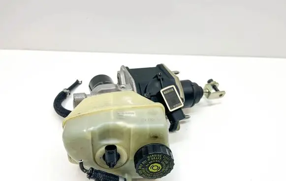 Mercedes-Benz SL R230 Brake booster A2304300302 0204221045