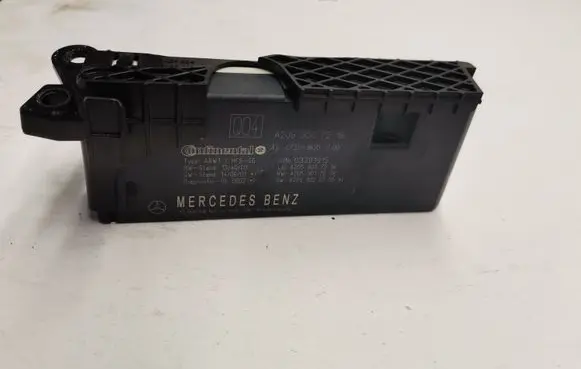 Mercedes-Benz C AMG W205 Tailgate/trunk control unit/module A2059007218