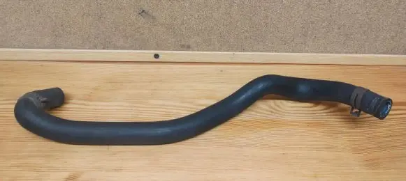 Audi A3 S3 8L Engine coolant pipe/hose 8L9121053A