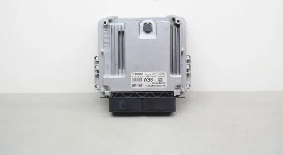 KIA Sportage Engine control unit/module 391502A380 0281032614
