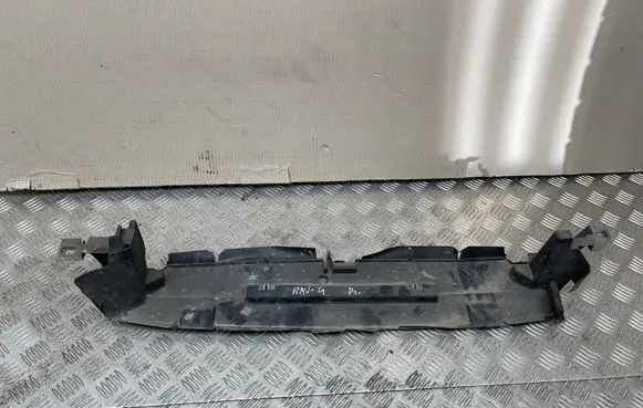 Radiator trim