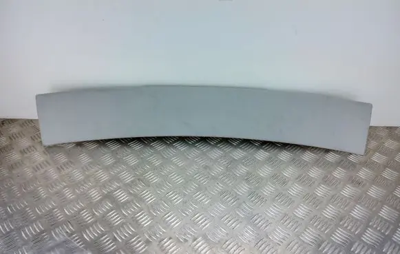 (D)pillar trim (top)