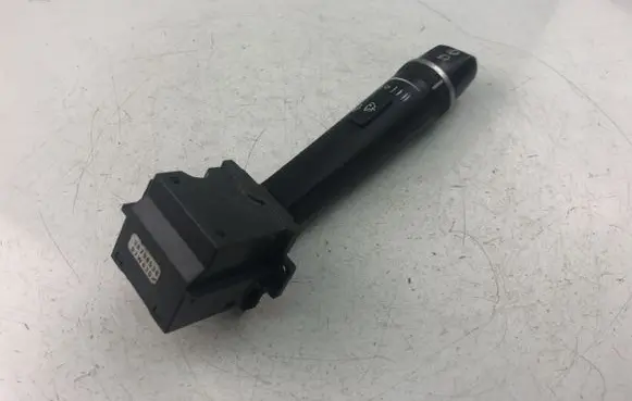 Volvo V70 Indicator stalk 30798530
