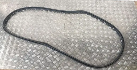 Volvo XC90 Front door rubber seal