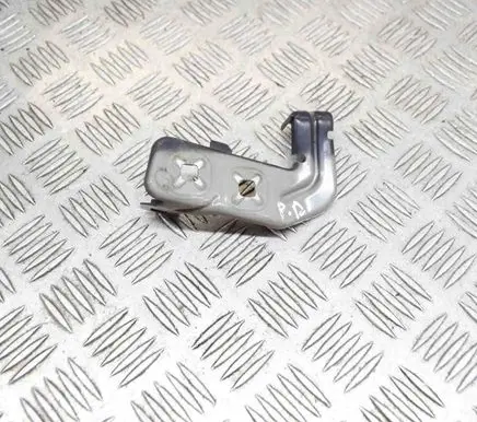 BMW 4 F32 F33 Fender mounting bracket 7255822