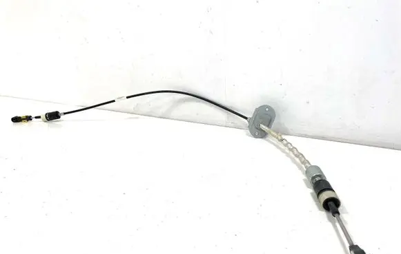 Volvo XC90 Gear shift cable linkage 31492811