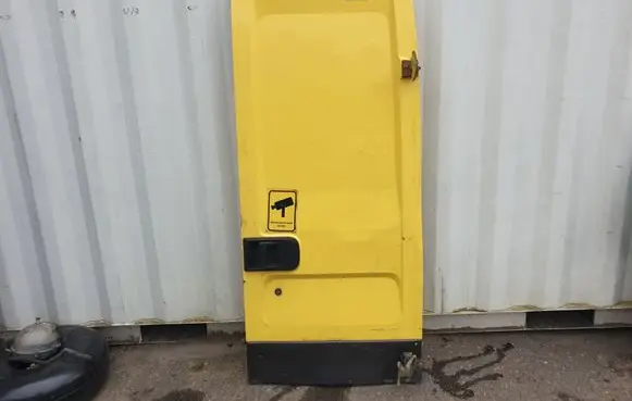 Iveco Daily 35 - 40.10 Back/rear loading door 500323913