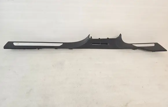 Porsche Cayenne (9Y0 9Y3) Front sill trim cover 760853846