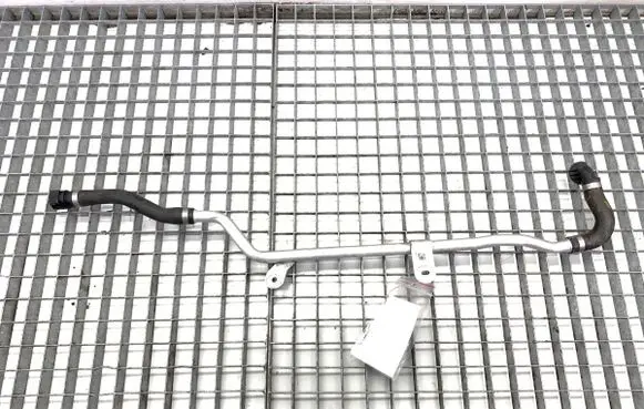 BMW 5 G30 G31 G38 Engine coolant pipe/hose 8596342
