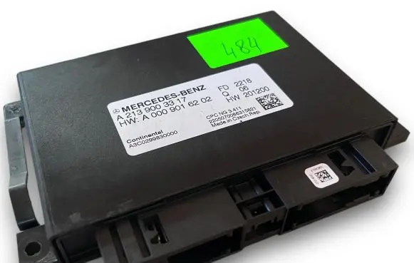 Mercedes-Benz E AMG W213 Central body control module S484 A2139003317
