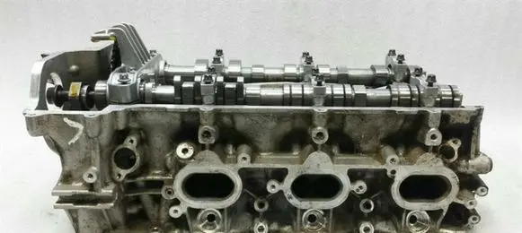 Porsche 911 991 Engine head 9A11041178R 9A110529300