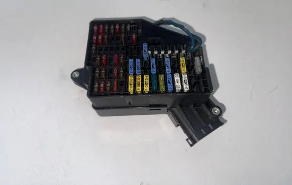 Skoda Fabia Mk1 (6Y) Fuse box set 