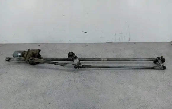 Chrysler Sebring (JS) Front wiper linkage 