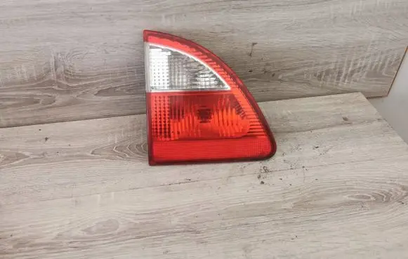 Ford Galaxy Tailgate rear/tail lights