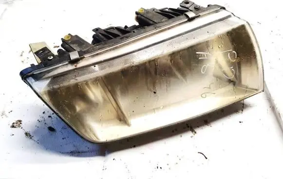 Skoda Fabia Mk1 (6Y) Headlight/headlamp 24636800 246368-00
