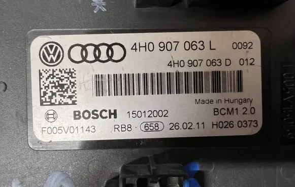 Volkswagen Touareg II Comfort/convenience module 4H0907063L 4H0907063D 4H0907063LZ05