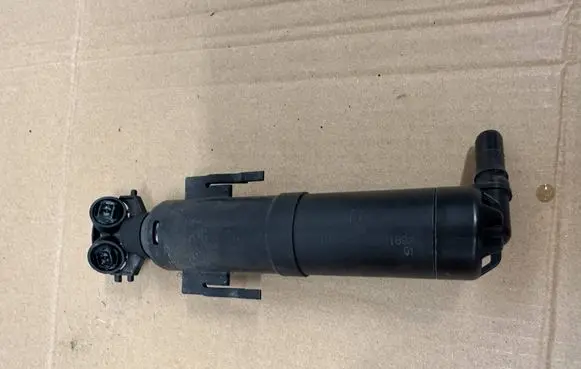 BMW X1 E84 Headlight washer spray nozzle 7321892