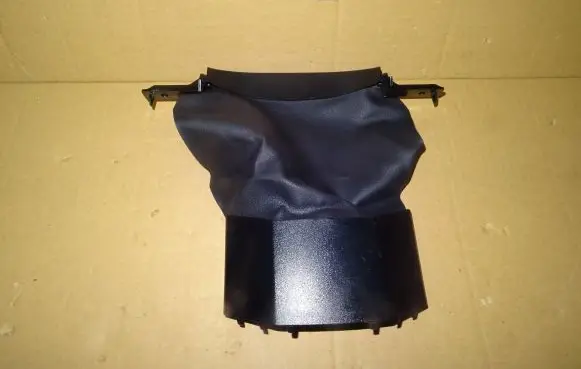 Mercedes-Benz Vito Viano W447 Steering wheel column trim T0512426 1303763X