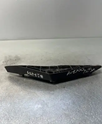 Toyota Avensis T270 Front bumper mounting bracket 5253505040