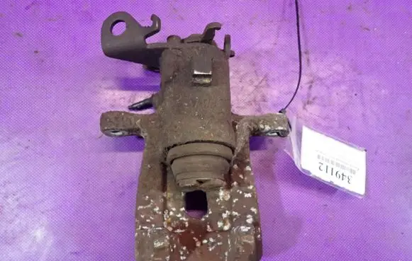 Renault Megane II Rear brake caliper