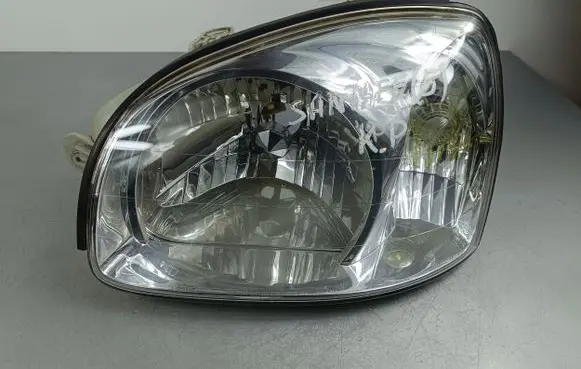 Hyundai Santa Fe Headlight/headlamp