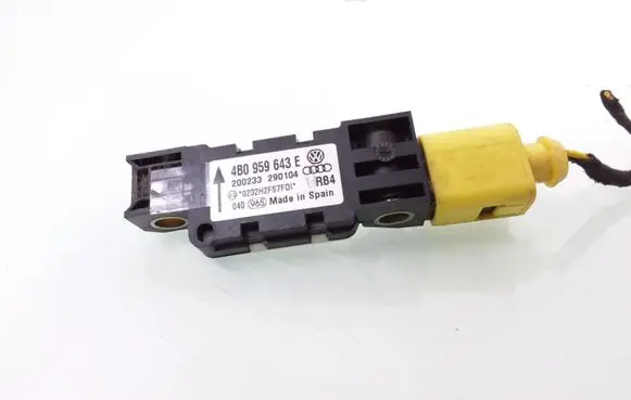 Audi A6 S6 C5 4B Airbag deployment crash/impact sensor 4B0959643E