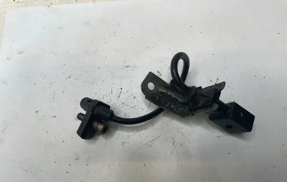 BMW 5 E60 E61 Crankshaft position sensor 0281002477