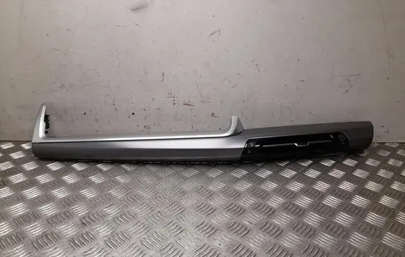 BMW iX1 Dash center air vent grill 9638718