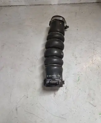 Citroen C5 Intercooler hose/pipe 9803399880