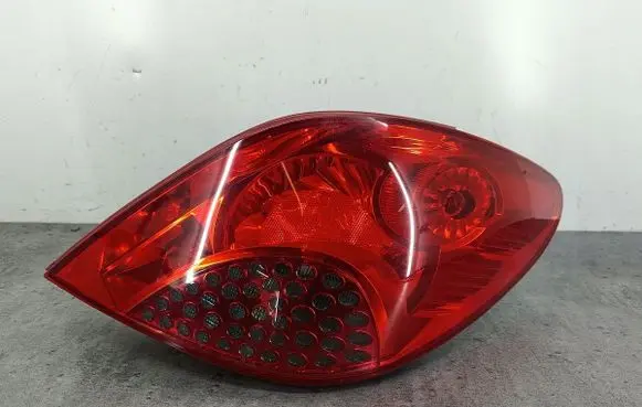 Peugeot 207 Rear/tail lights