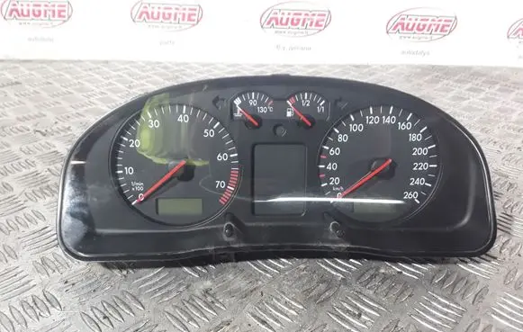 Volkswagen PASSAT B5 Speedometer (instrument cluster) 3B0919861B VW27Z0V0287469 13129731048