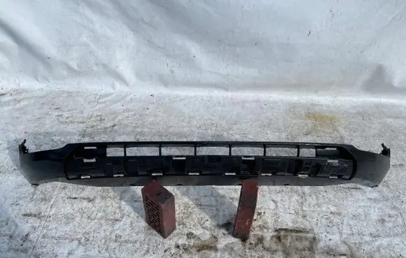 Volvo XC40 Front bumper lip 314493402