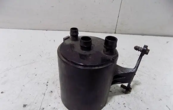 BMW M5 Pneumatic compressor air filter 