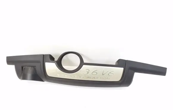 Engine bonnet/hood lock trim molding